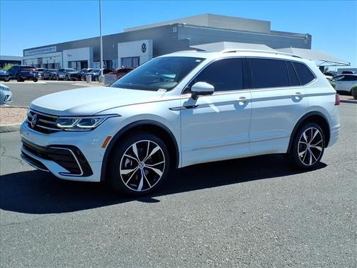 2023 Volkswagen Tiguan 2.0T SEL R-Line 4MOTION