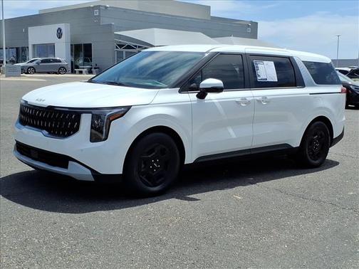 White 2025 Kia Carnival LXS