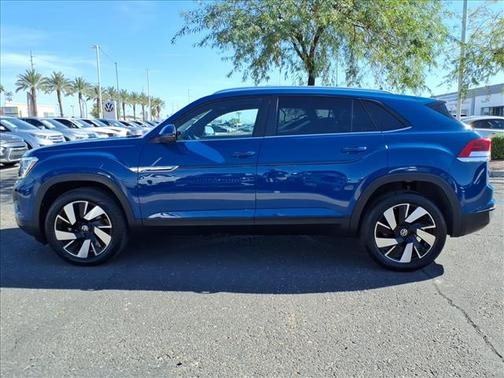 2025 Volkswagen Atlas Cross Sport 2.0T SE w/Technology 4MOTION