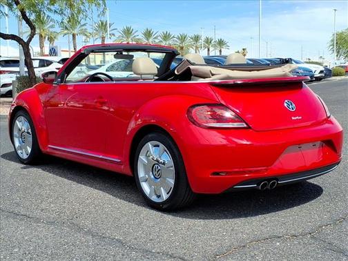 Red 2019 Volkswagen Beetle 2.0T SE