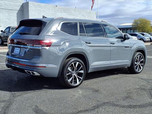 Pure Gray 2026 Volkswagen Atlas SEL Premium R-Line 4Motion