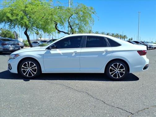 White 2023 Volkswagen Jetta 1.4T S