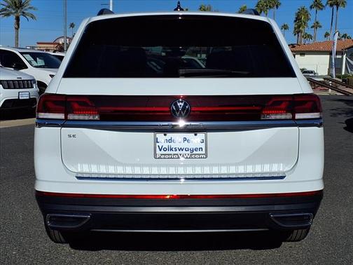 2025 Volkswagen Atlas SE