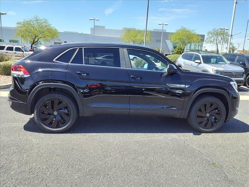 2026 Volkswagen Atlas Cross Sport 2.0T SE w/Technology 4MOTION