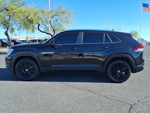 2024 Volkswagen Atlas Cross Sport 2.0T SE w/Technology