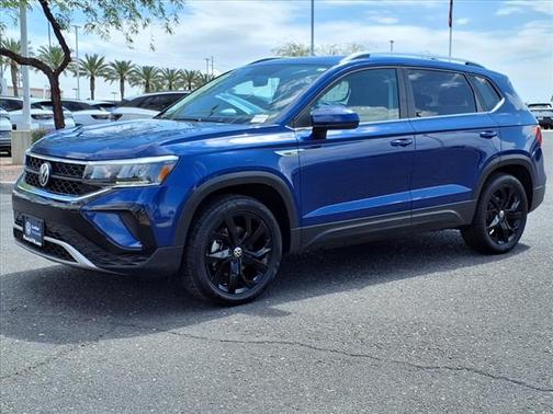 2022 Volkswagen Taos SE 4Motion