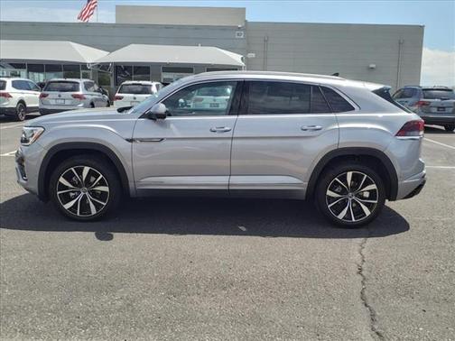 2025 Volkswagen Atlas Cross Sport 2.0T SEL Premium