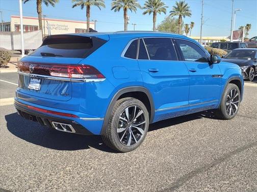 2025 Volkswagen Atlas Cross Sport 2.0T SEL Premium