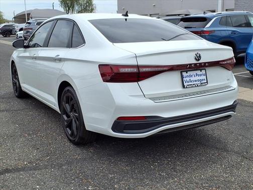 2025 Volkswagen Jetta 1.4T SE