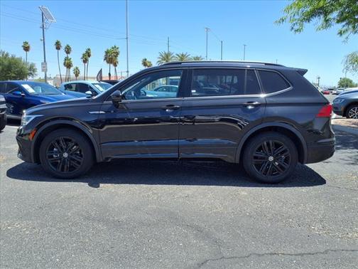 2022 Volkswagen Tiguan 2.0T SE R-Line Black