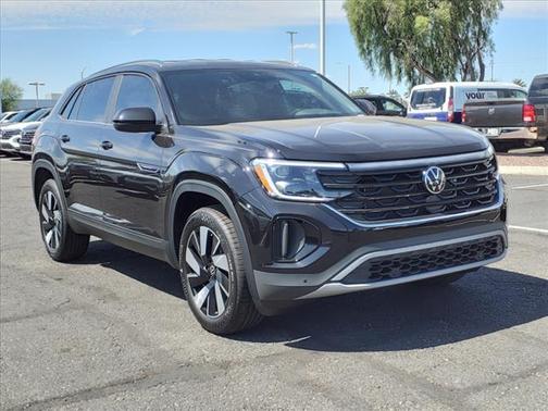 2025 Volkswagen Atlas Cross Sport 2.0T SE w/Technology