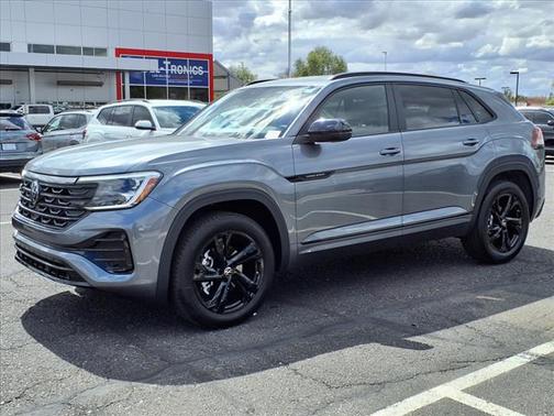 2025 Volkswagen Atlas Cross Sport 2.0T SEL