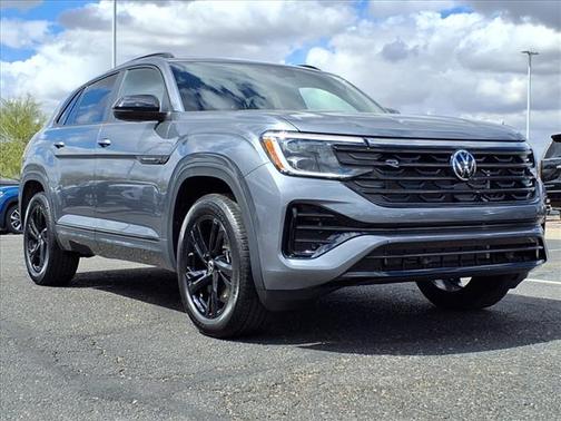 2025 Volkswagen Atlas Cross Sport 2.0T SEL