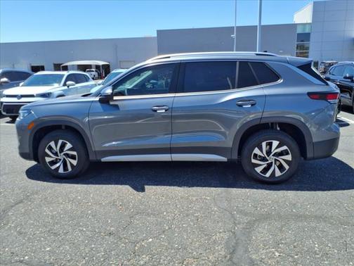 2025 Volkswagen Tiguan 2.0T S