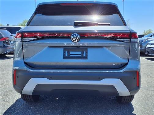 2025 Volkswagen Tiguan 2.0T S