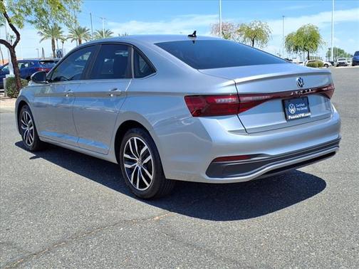 2025 Volkswagen Jetta 1.4T SE