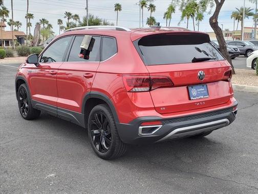 Kings Red Metallic 2022 Volkswagen Taos 1.5T SE