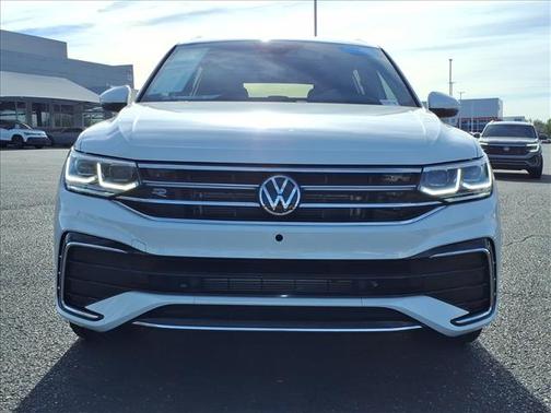 2022 Volkswagen Tiguan 2.0T SEL R-Line 4MOTION