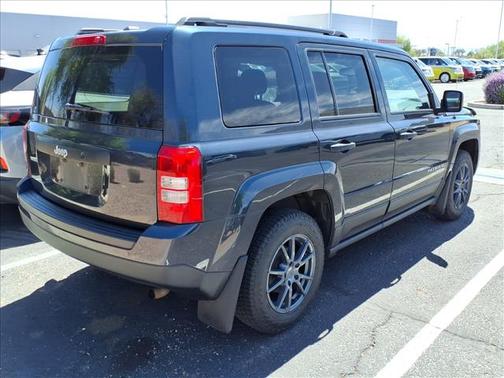 Maximum Steel Metallic Clearcoat 2016 Jeep Patriot Sport