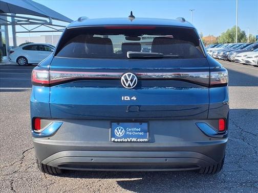 2023 Volkswagen ID.4 Pro