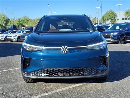 2023 Volkswagen ID.4 Pro