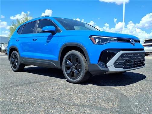 2025 Volkswagen Taos SE