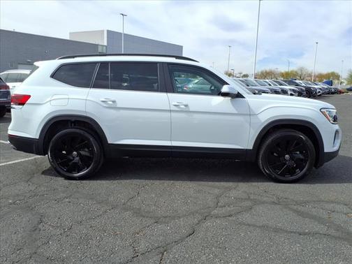 2025 Volkswagen Atlas SE 4Motion