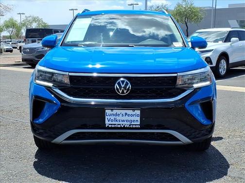 Cornflower Blue 2023 Volkswagen Taos SE