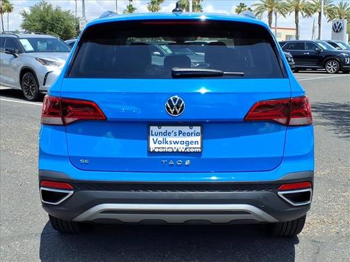 Cornflower Blue 2023 Volkswagen Taos SE