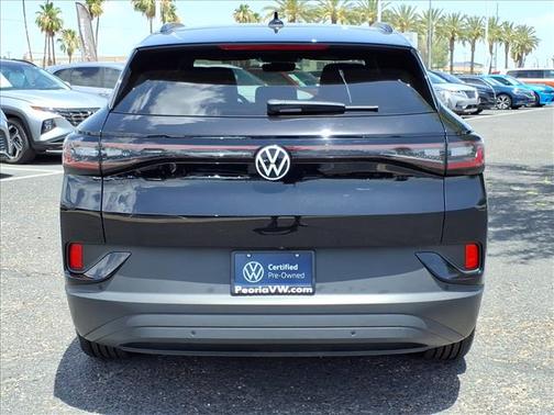 Deep Black Pearl Effect 2024 Volkswagen ID.4 Standard