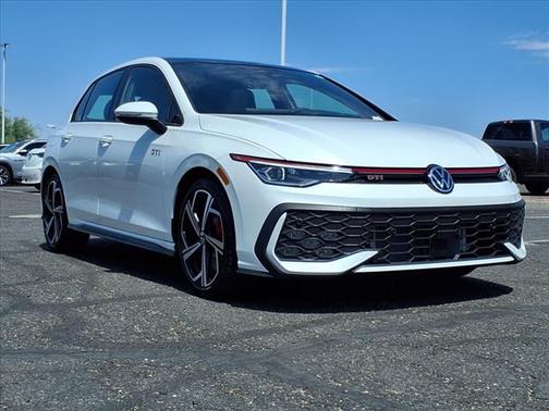 2025 Volkswagen Golf GTI 2.0T SE 4-Door