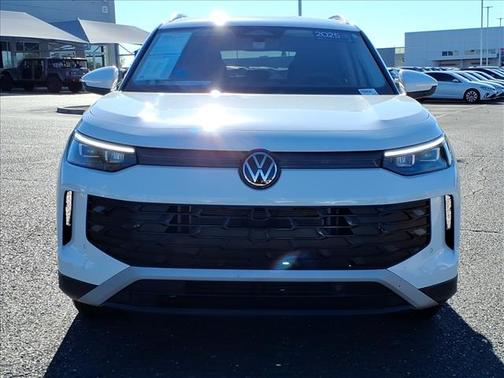 2025 Volkswagen Tiguan 2.0T S