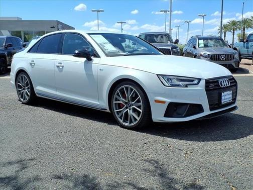 2019 Audi A4 quattro Prestige 45 TFSI