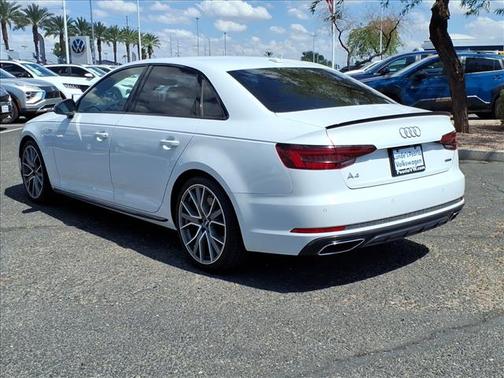 2019 Audi A4 quattro Prestige 45 TFSI