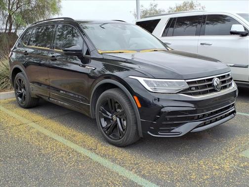 Black 2023 Volkswagen Tiguan 2.0T SE R-Line Black