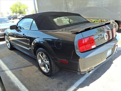 Grey 2008 Ford Mustang GT Deluxe