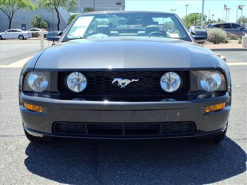 Grey 2008 Ford Mustang GT Deluxe