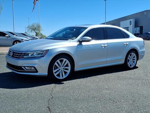 2018 Volkswagen Passat 2.0T SE