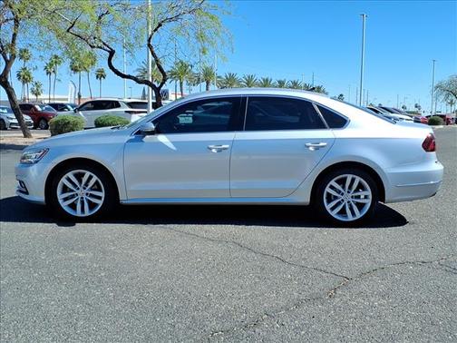 2018 Volkswagen Passat 2.0T SE