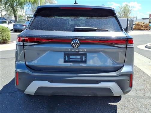 2025 Volkswagen Tiguan 2.0T S