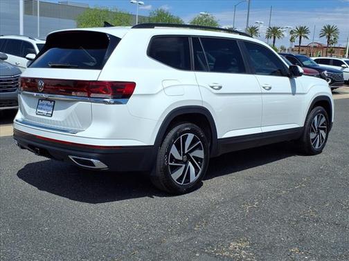 2025 Volkswagen Atlas SE