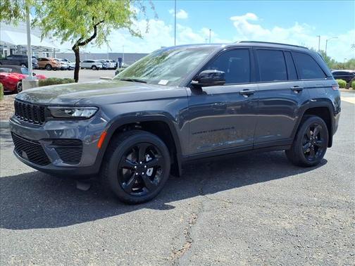 2024 Jeep Grand Cherokee Altitude
