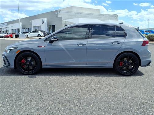 2024 Volkswagen Golf GTI 2.0T SE 4-Door