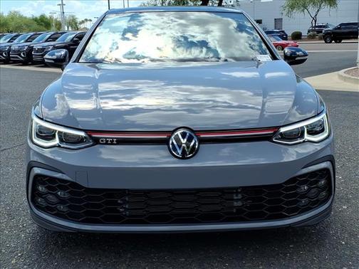 2024 Volkswagen Golf GTI 2.0T SE 4-Door