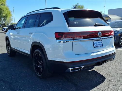 2026 Volkswagen Atlas SE