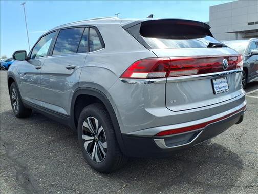 2026 Volkswagen Atlas Cross Sport 2.0T SE