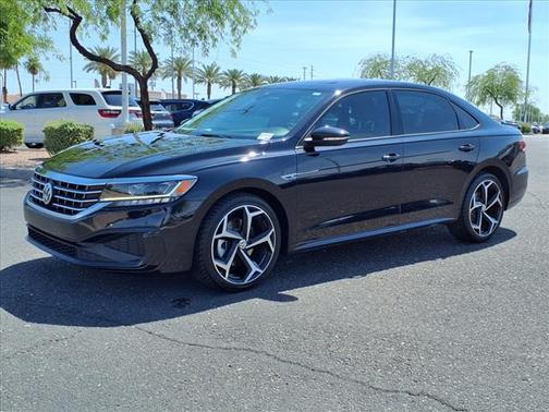 2021 Volkswagen Passat 2.0T R-Line