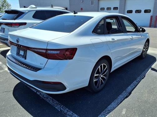 2025 Volkswagen Jetta 1.4T SE