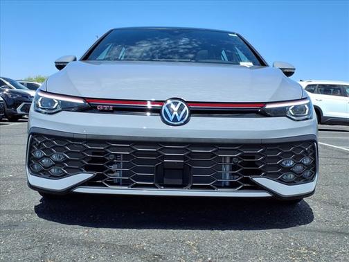 2025 Volkswagen Golf GTI 2.0T SE 4-Door