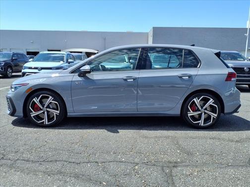 2025 Volkswagen Golf GTI 2.0T SE 4-Door